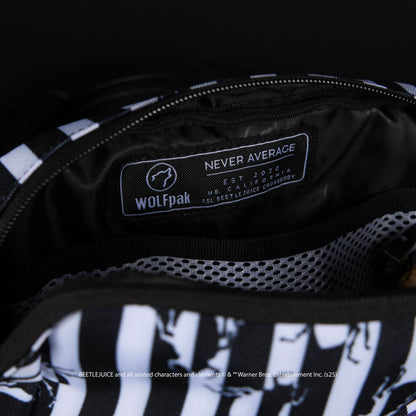 1.5L Crossbody Pack Beetlejuice - Image 6