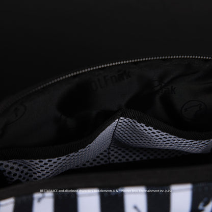 1.5L Crossbody Pack Beetlejuice - Image 8