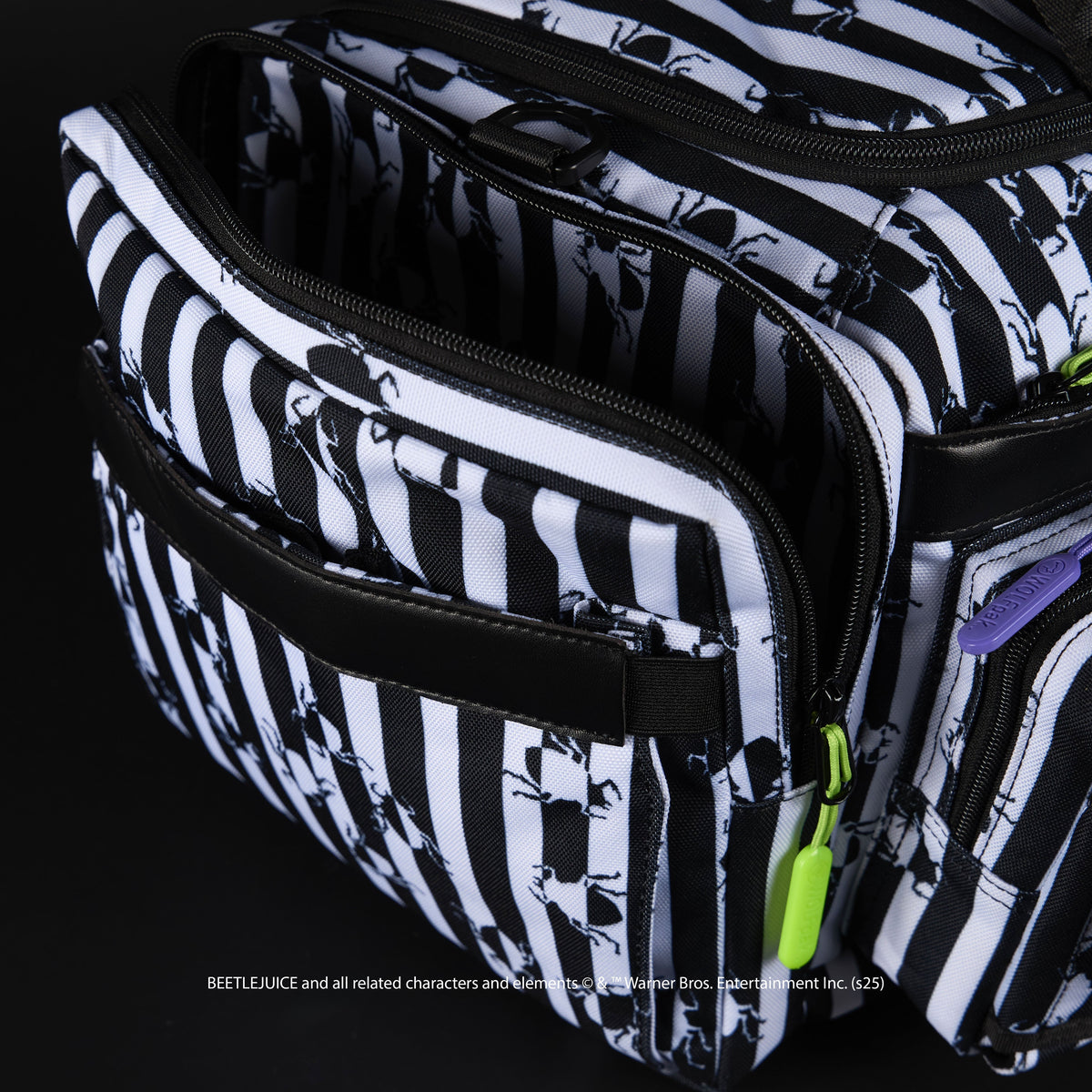 30L Perfect Duffle Bag Beetlejuice - Image 14