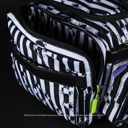 30L Perfect Duffle Bag Beetlejuice - Image 14
