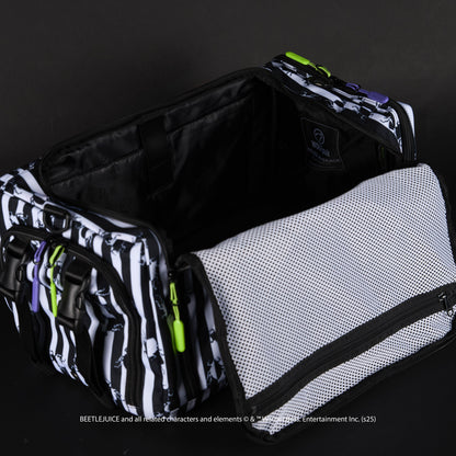 30L Perfect Duffle Bag Beetlejuice - Image 17