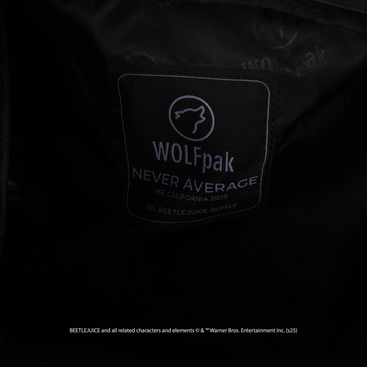 30L Perfect Duffle Bag Beetlejuice - Image 18