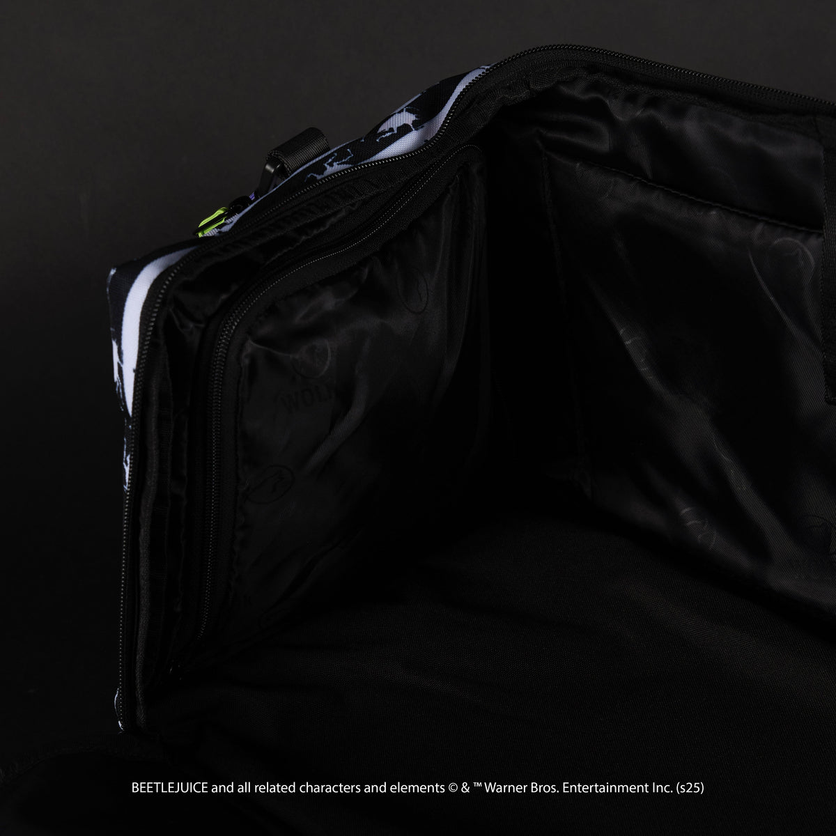 30L Perfect Duffle Bag Beetlejuice - Image 21