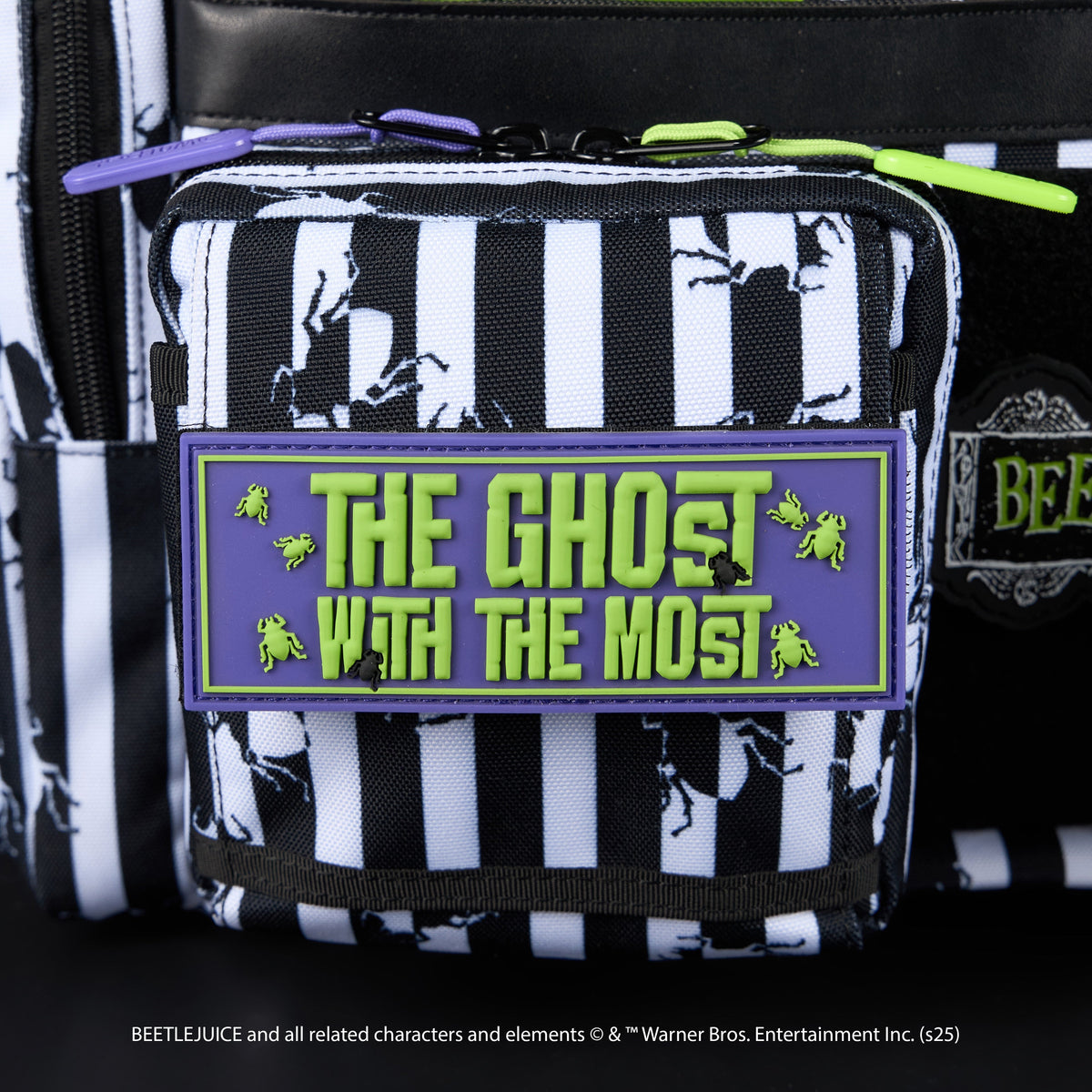 30L Perfect Duffle Bag Beetlejuice - Image 10