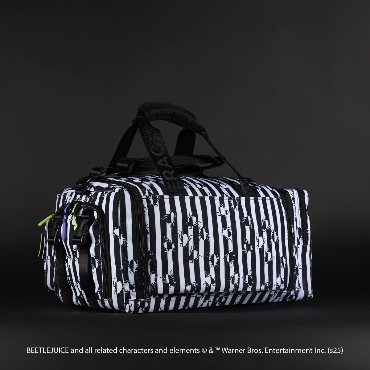 30L Perfect Duffle Bag Beetlejuice - Image 5