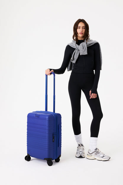 Resale The Carry-On Roller in Cobalt Blue - Image 5