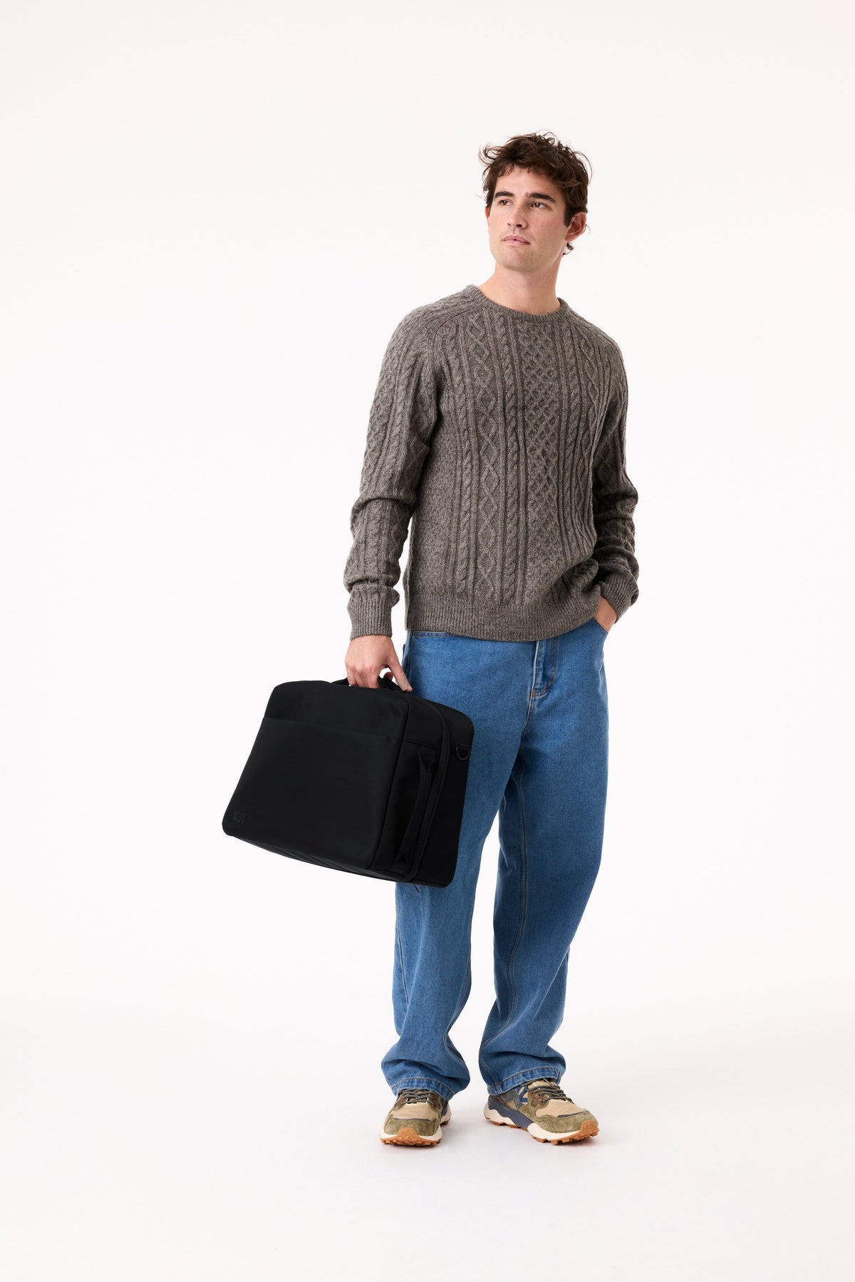 Resale The Ultimate Travel Duffle in Black - Image 4