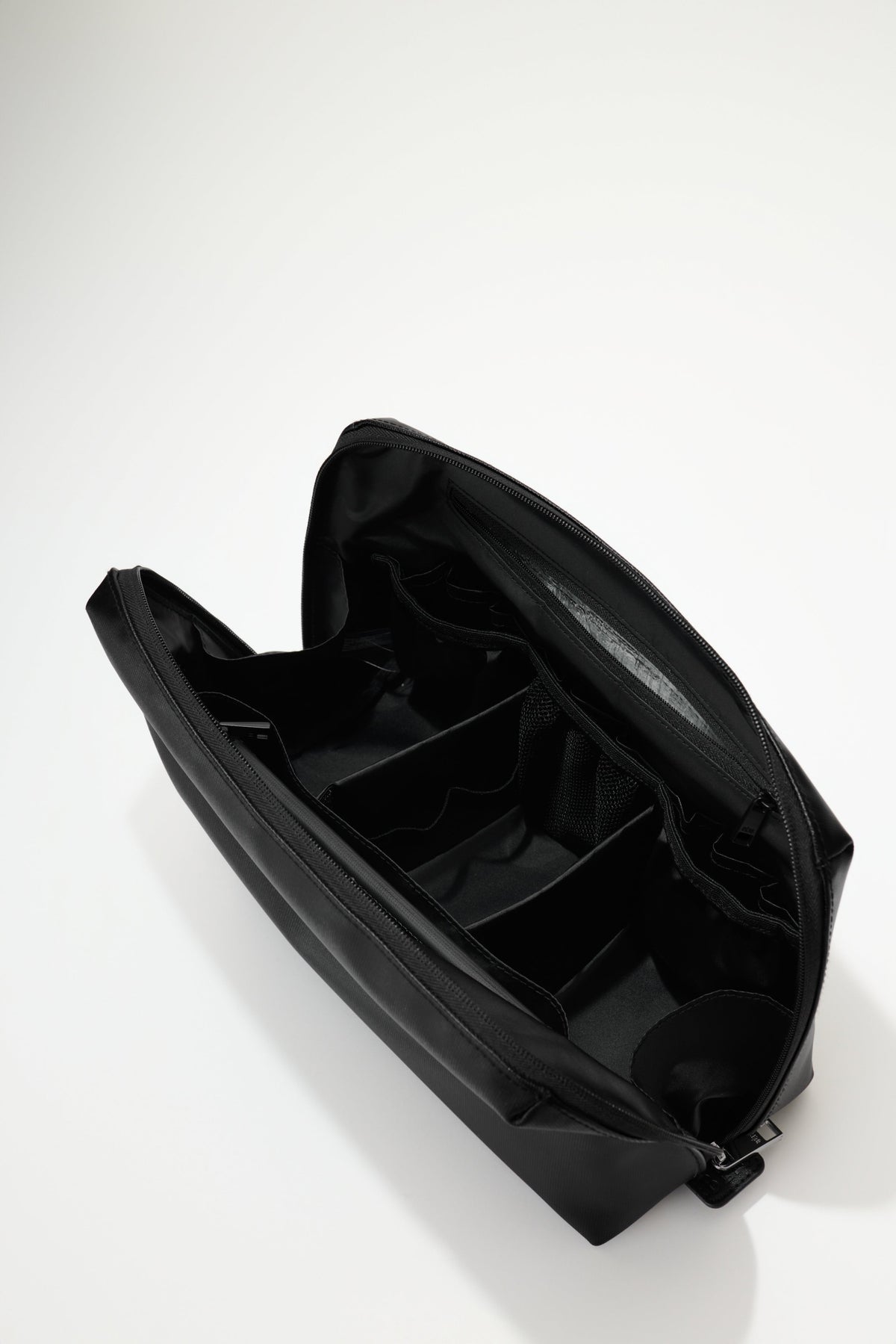 The Large Cosmetic Pouch in Black - Image 2