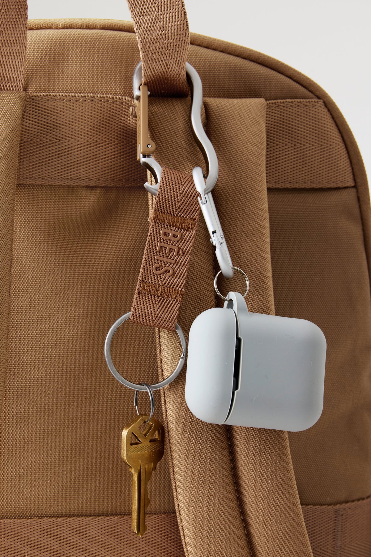 The Carabiner in Camel - Image 2