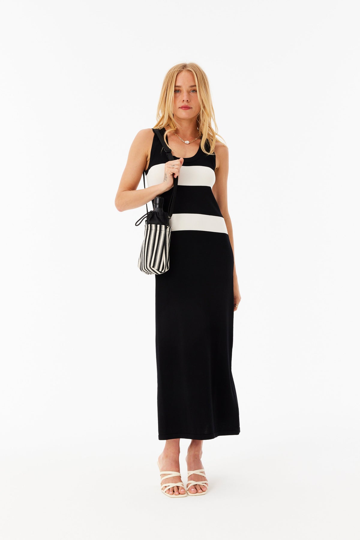 Resale The Water Bottle Crossbody in Black Stripe - Image 2