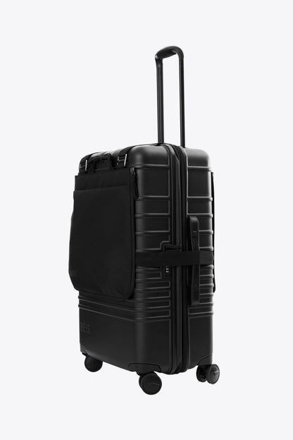 Resale The Convertible Luggage Vest in Black - Image 6