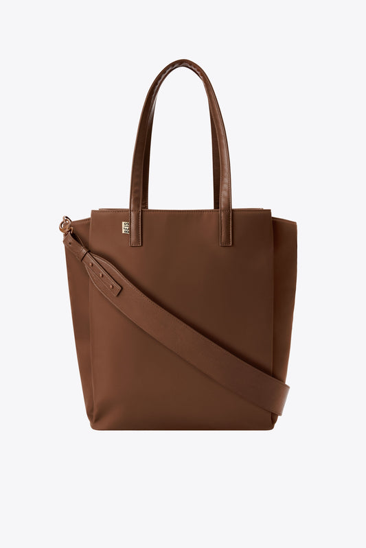 Resale The Commuter Tote in Maple