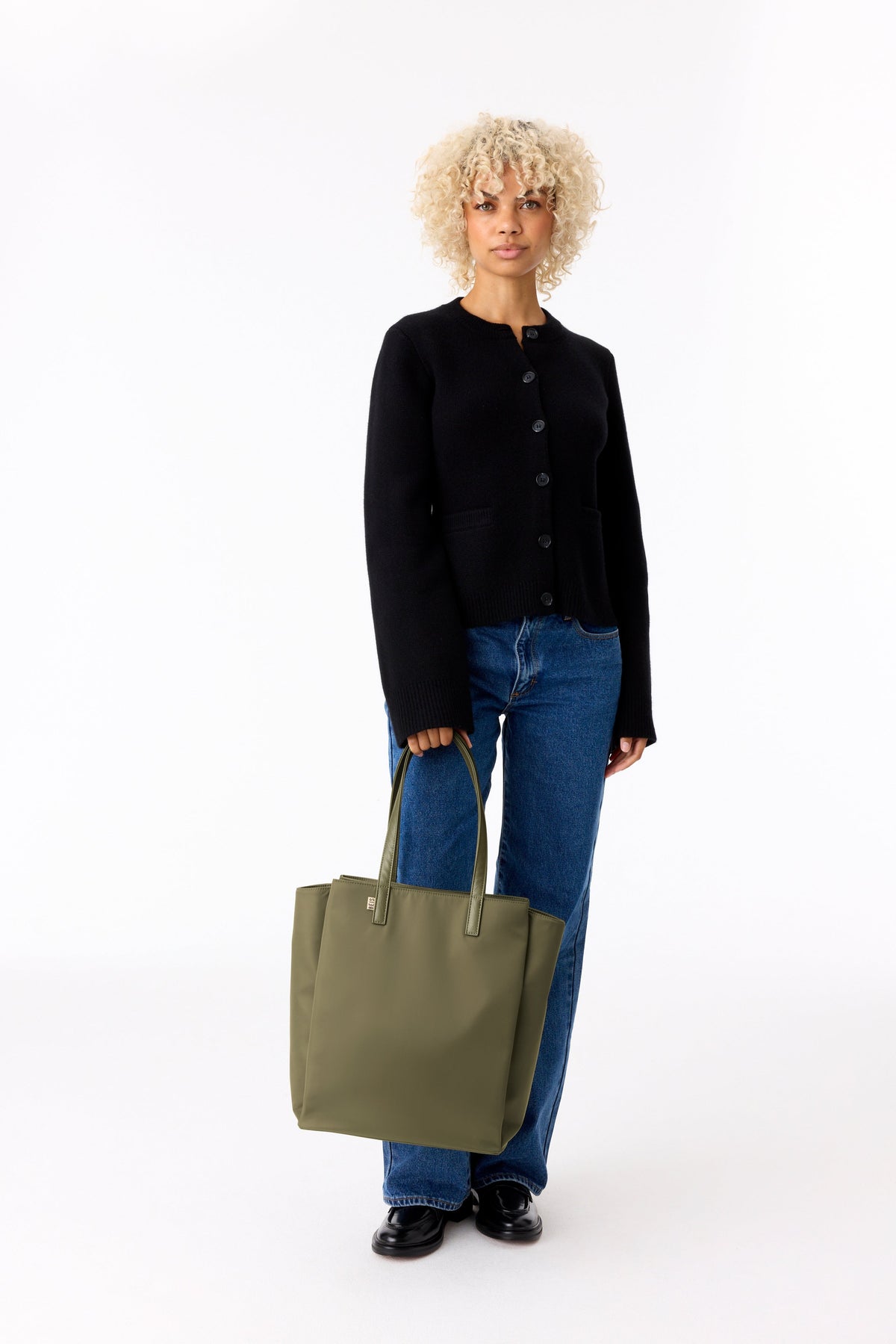Resale The Commuter Tote in Olive - Image 4