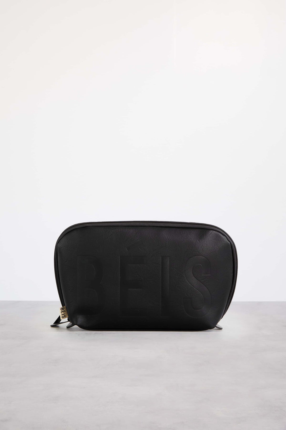The Cosmetic Pouch Set in Black - Image 3