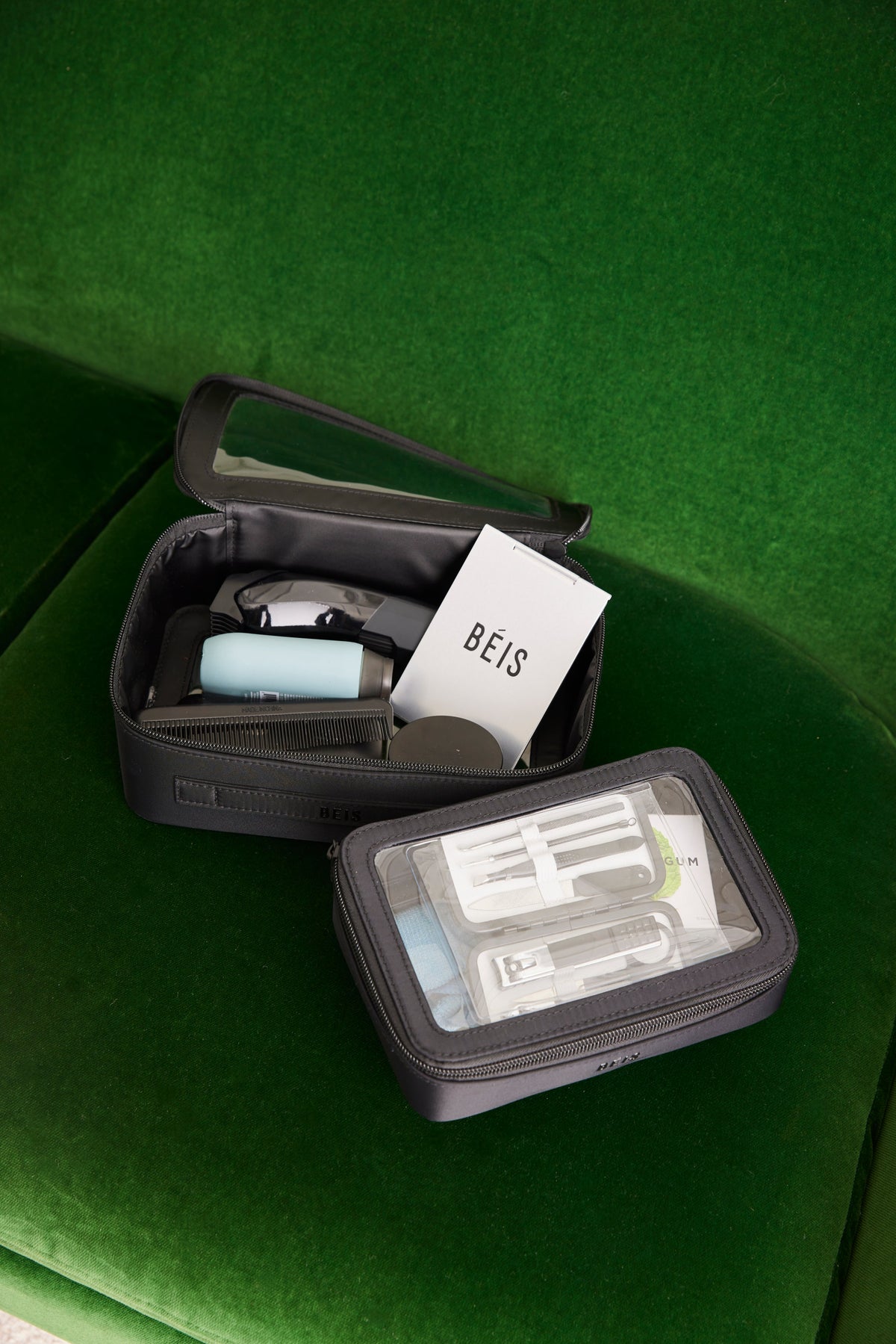 Resale The In Flight Cosmetic Set in Black - Image 5