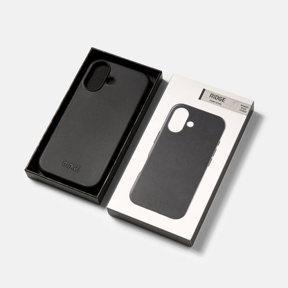 Everyday Phone Case - iPhone 16 - Midnight Black Leather - Image 5