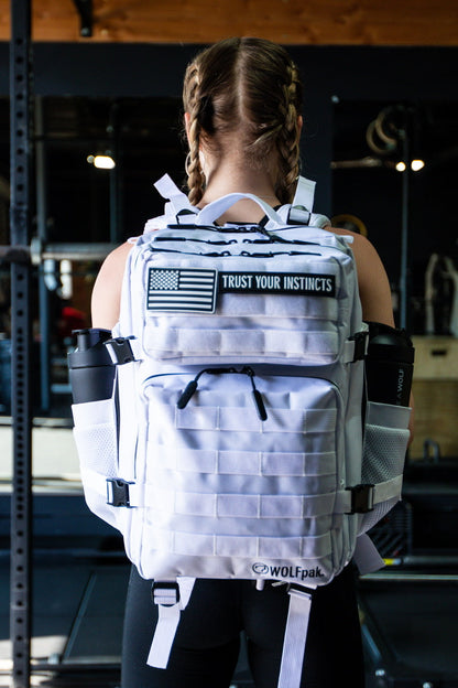 35L Backpack Polar White - Image 6
