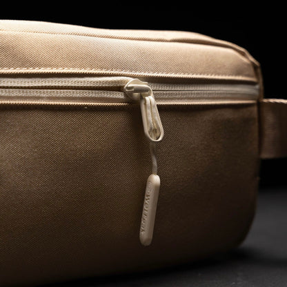 Crossbody Pack Neutral - Image 9