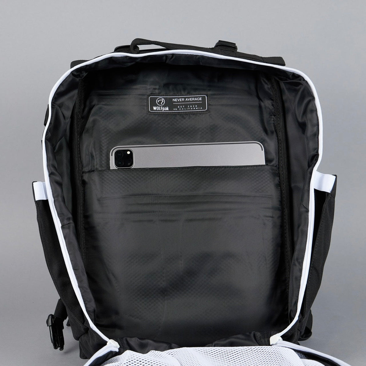 35L Backpack Power Slap Black - Image 24