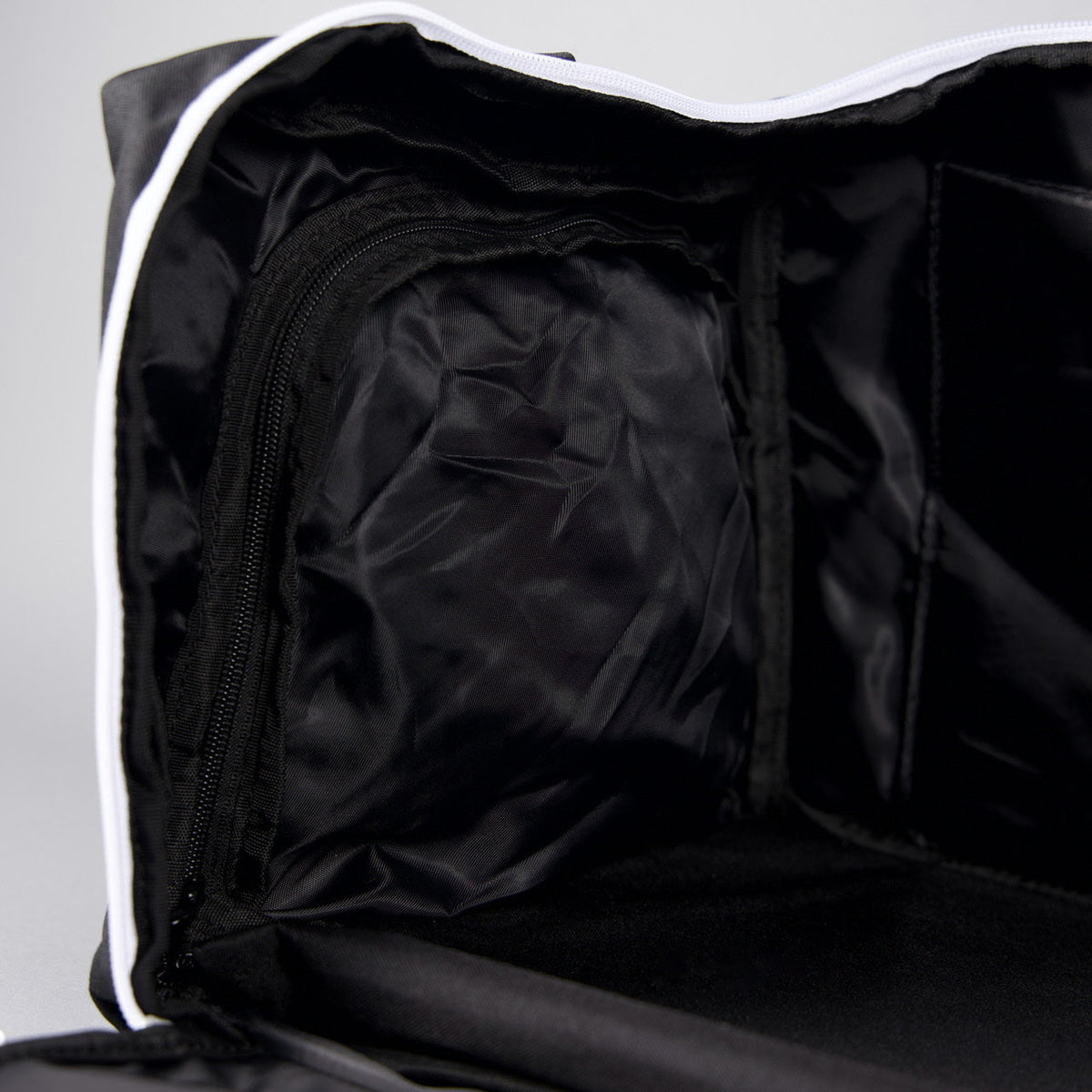 40L Ultimate Duffle Bag Alpha Black White Accents - Image 20