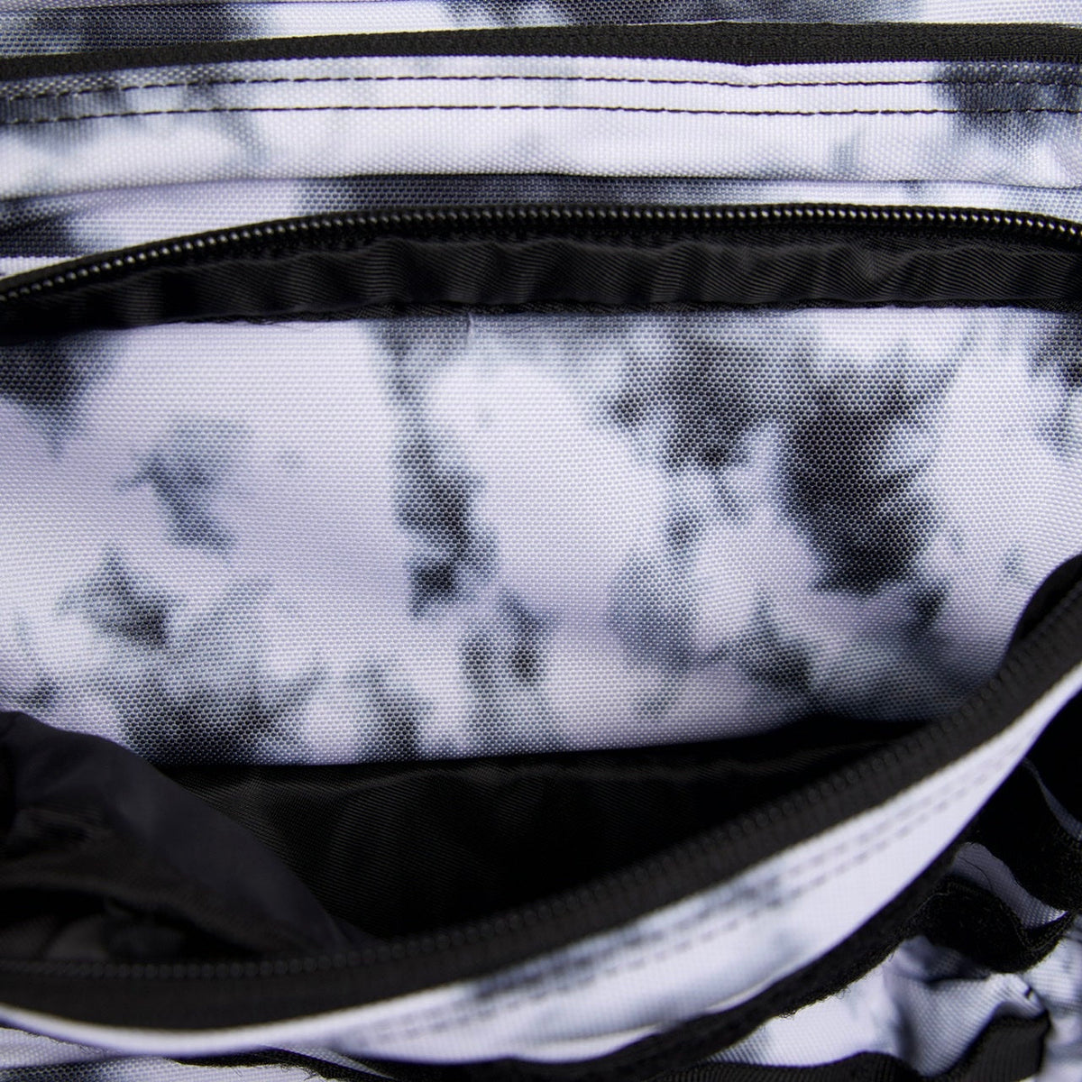 25L Backpack Timber Wolf Yellow Jacket - Image 26
