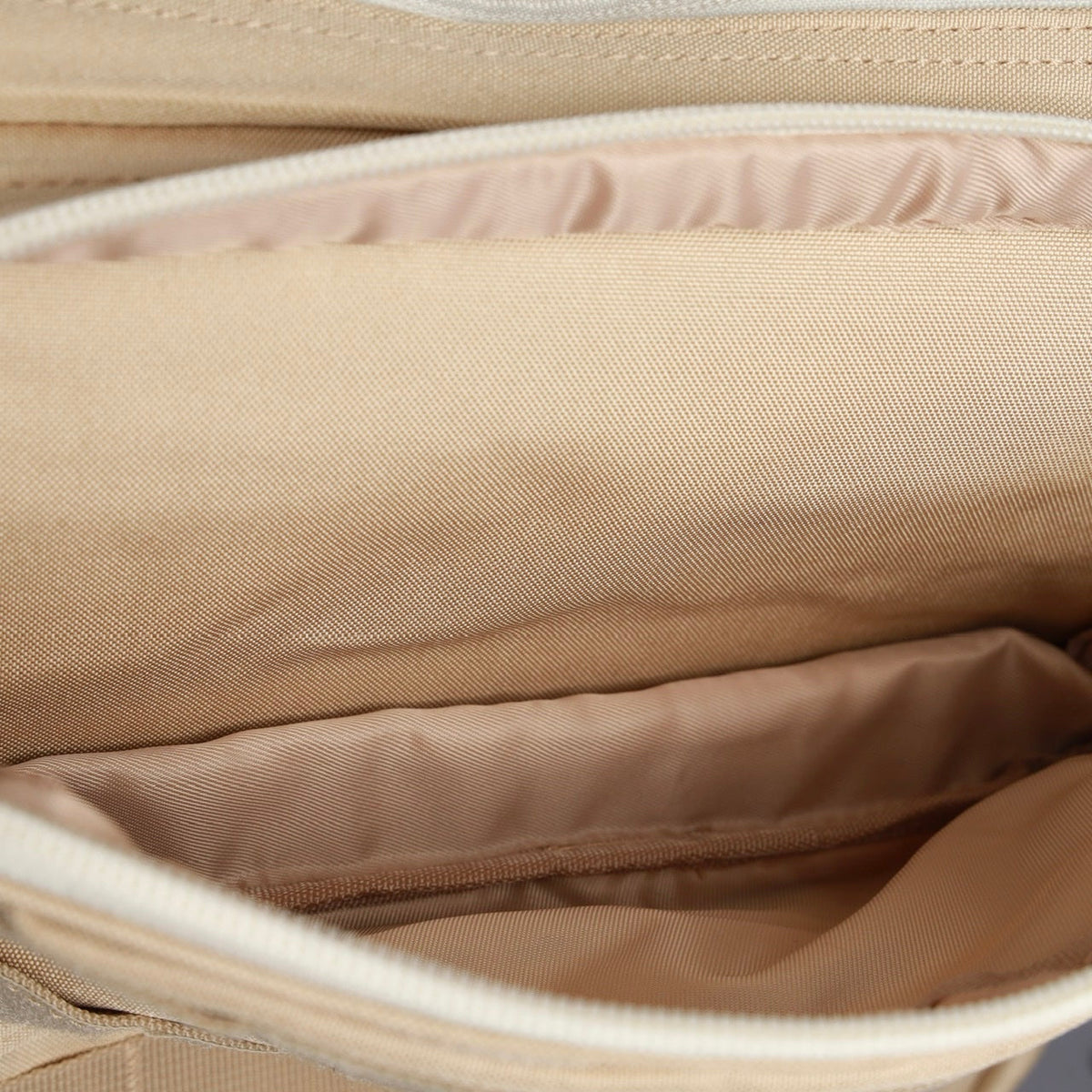 35L Backpack Neutral - Image 7