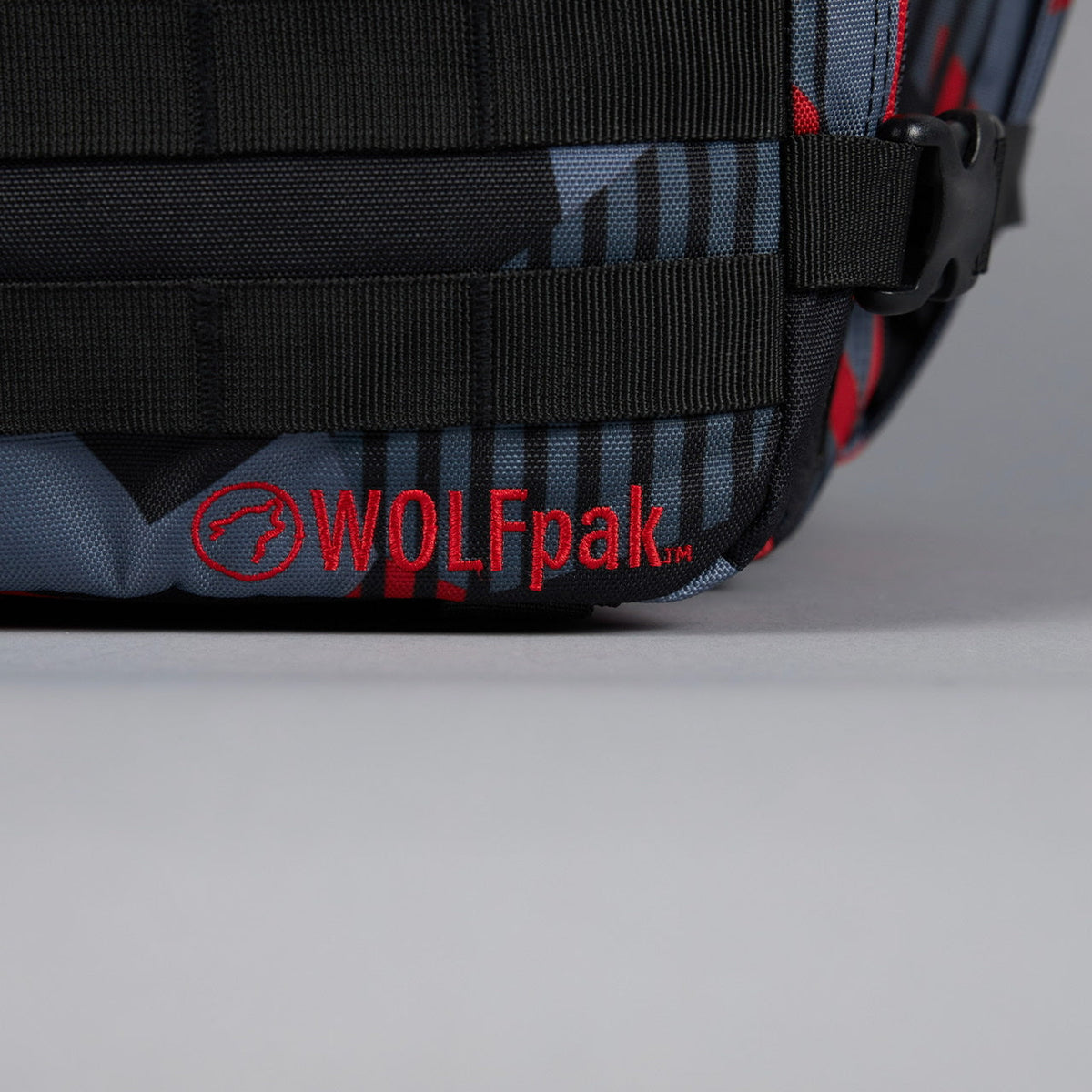 25L Backpack Adrenaline Red - Image 19