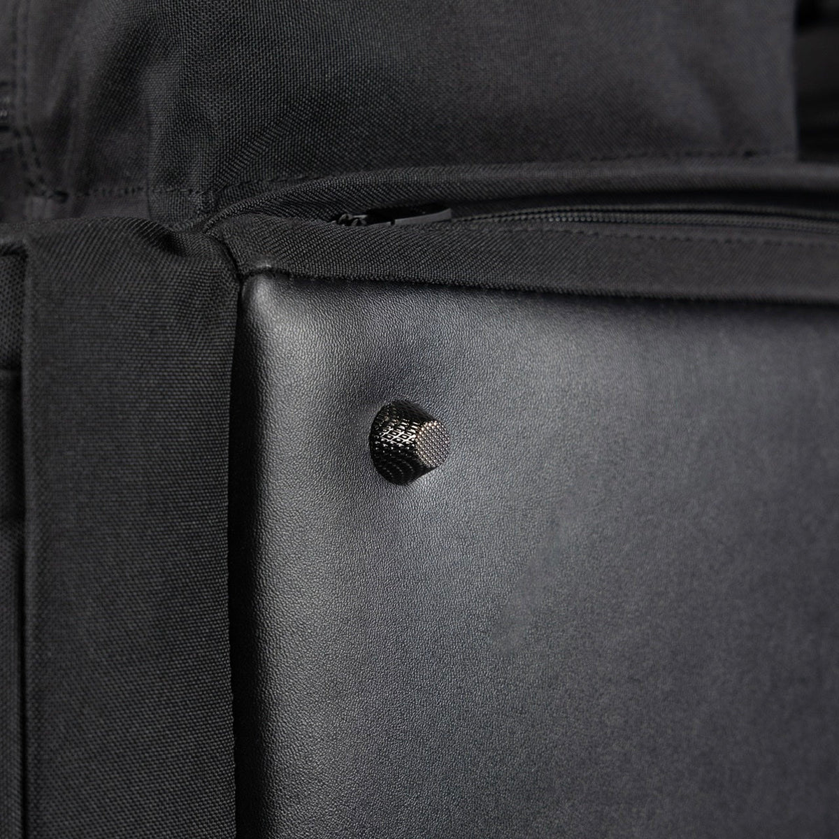 40L Ultimate Duffle Bag Alpha Black - Image 51