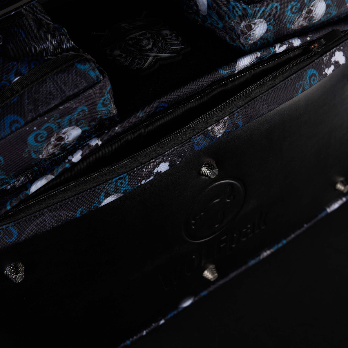 30L Perfect Duffle Bag Dead Men Tell No Tales - Image 18