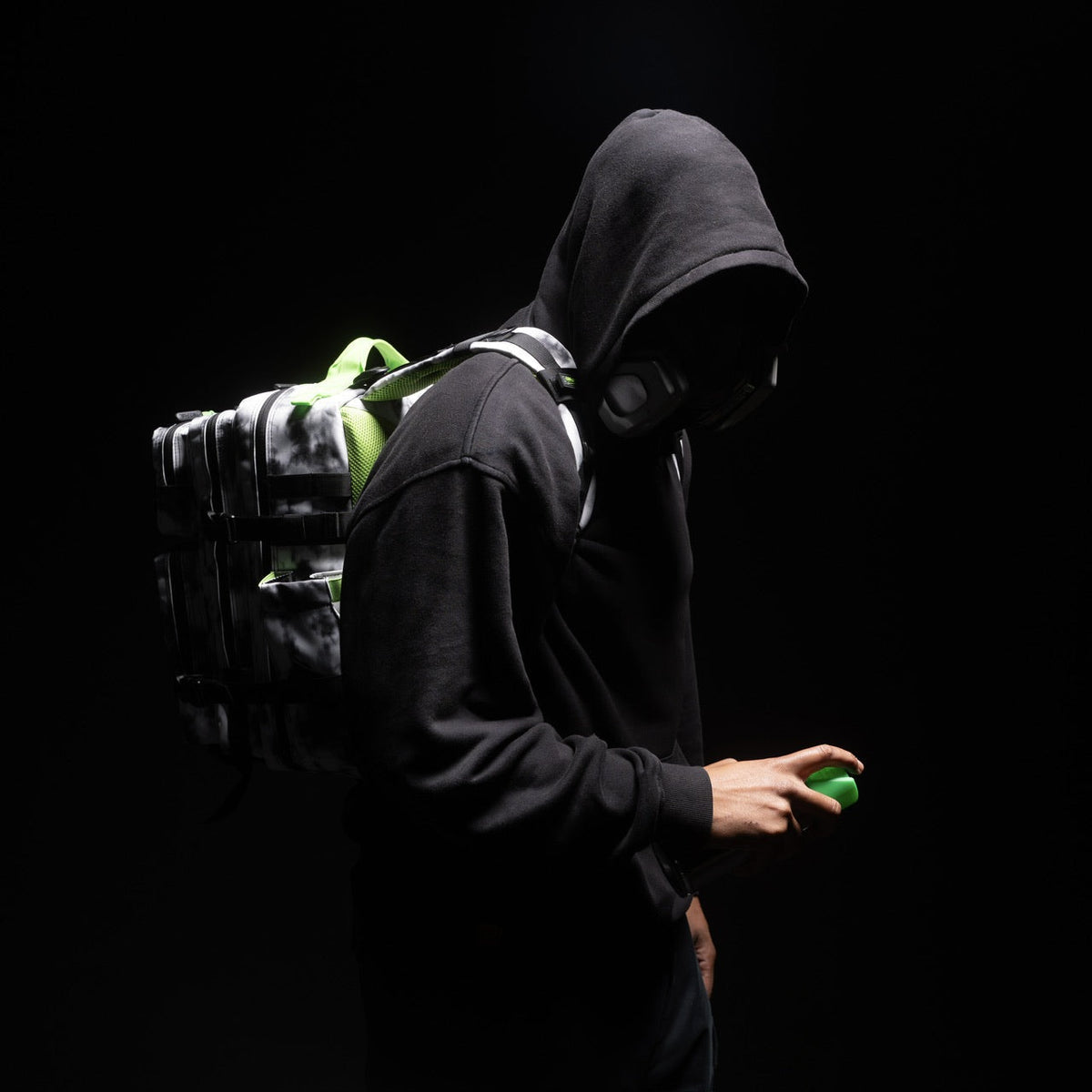 35L Backpack Graffiti Green - Image 4