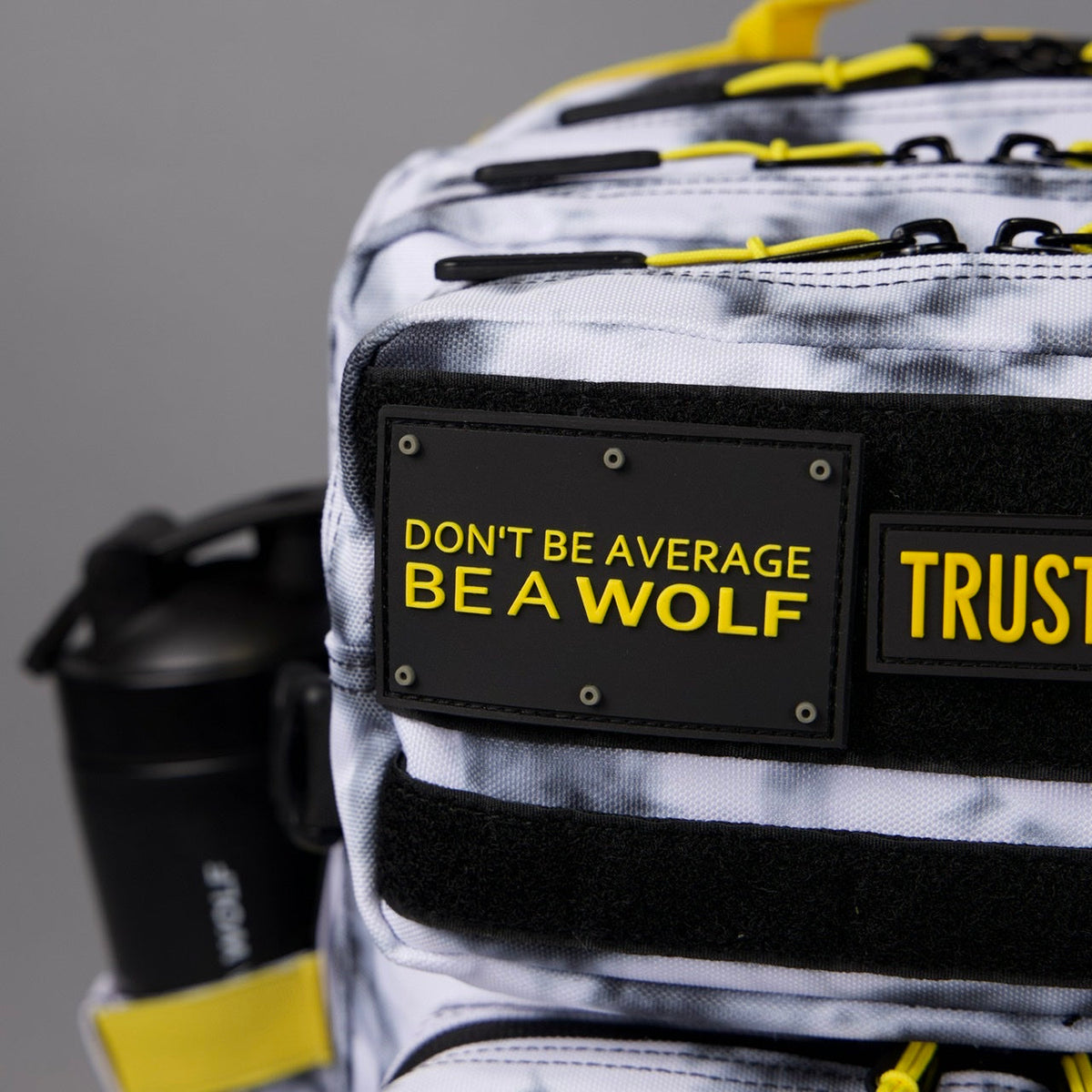 25L Backpack Timber Wolf Yellow Jacket - Image 13