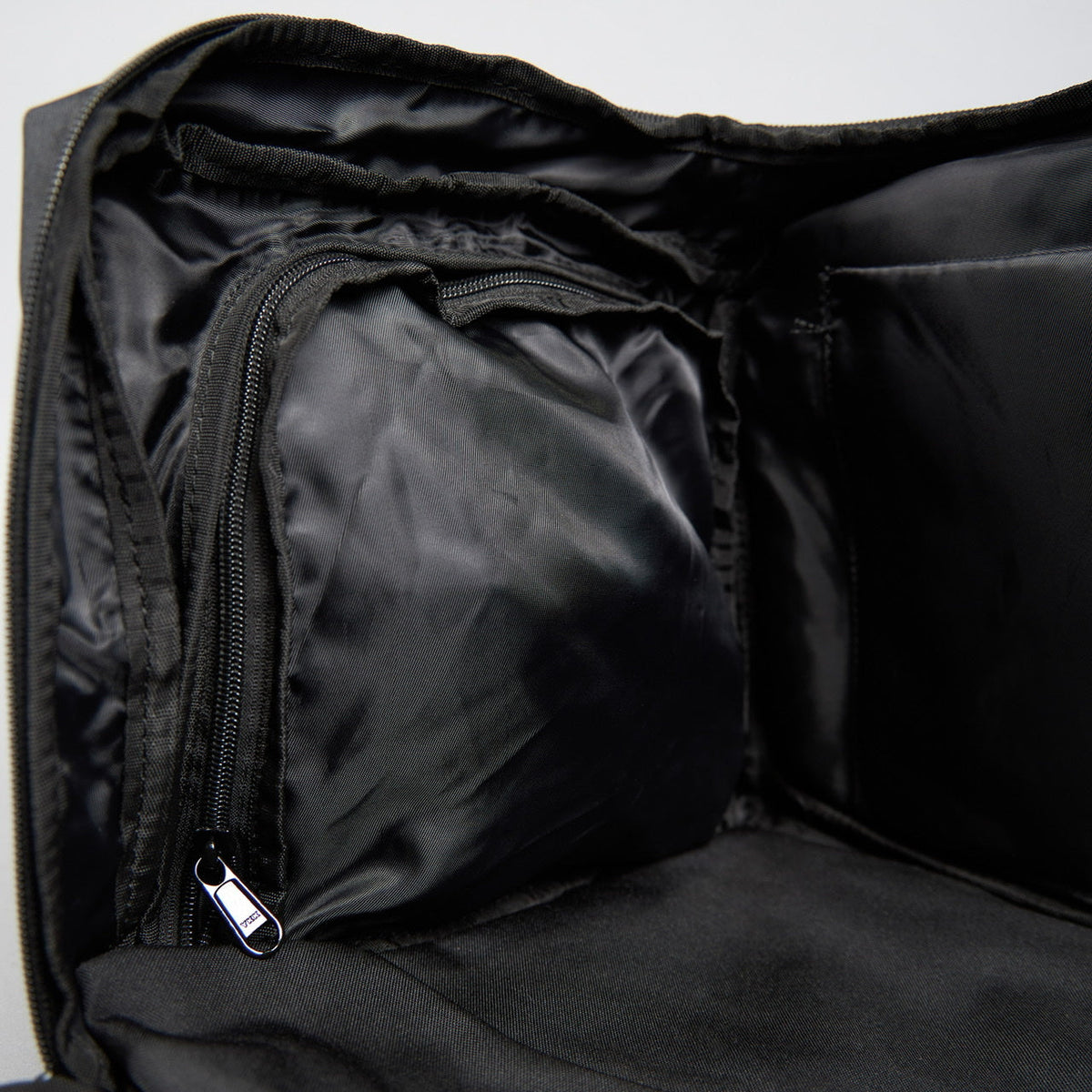 40L Ultimate Duffle Bag Nightshade - Image 35