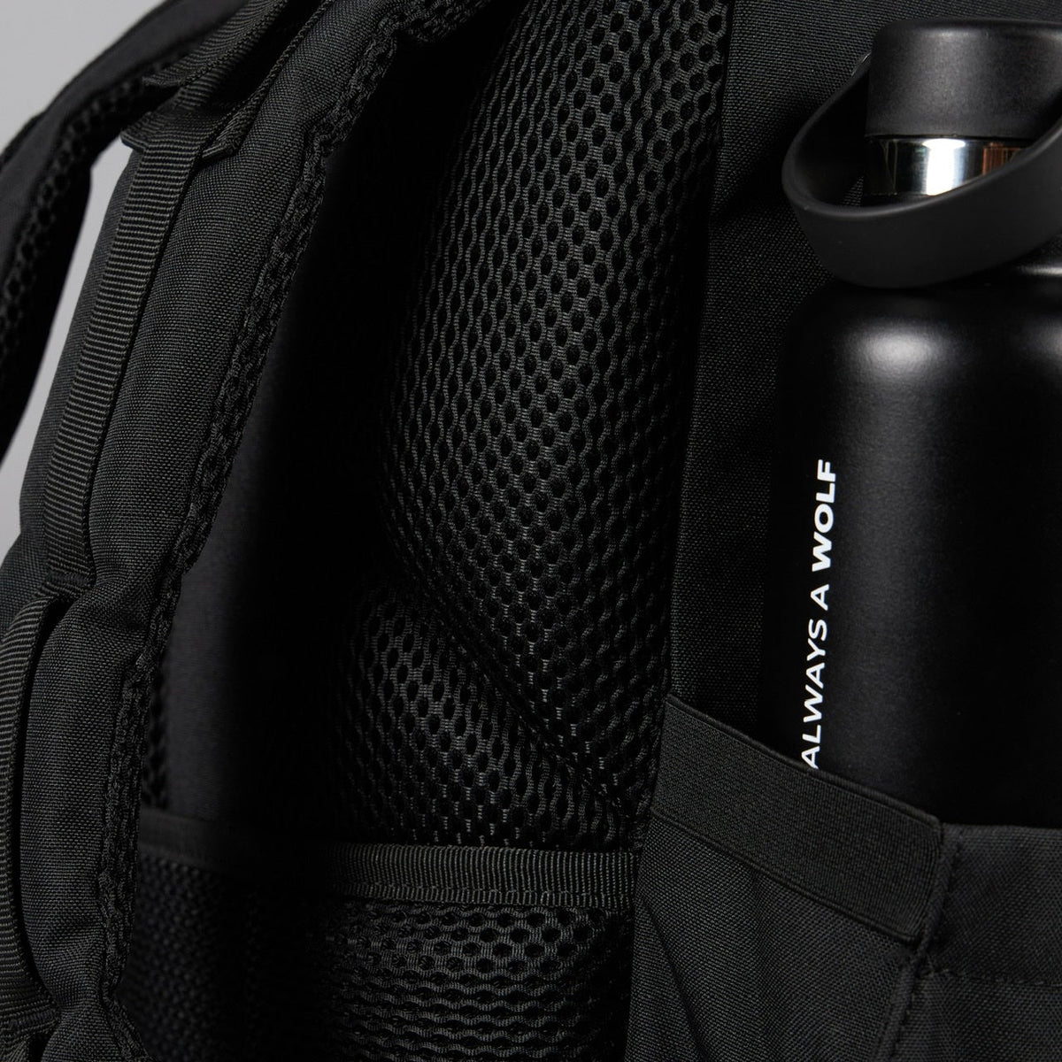 15L Backpack Alpha Black - Image 18