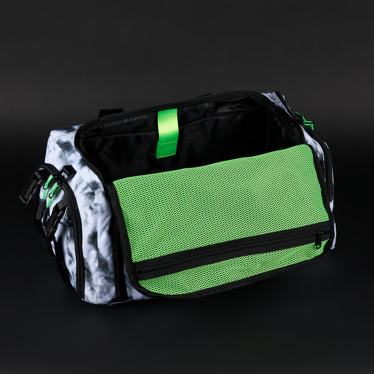30L Perfect Duffle Bag Graffiti Green - Image 23
