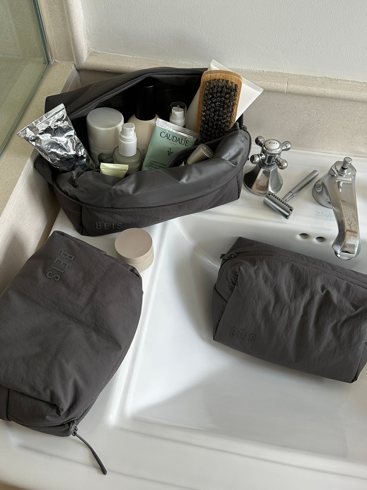 The Air Weekend Travel Set - Image 5