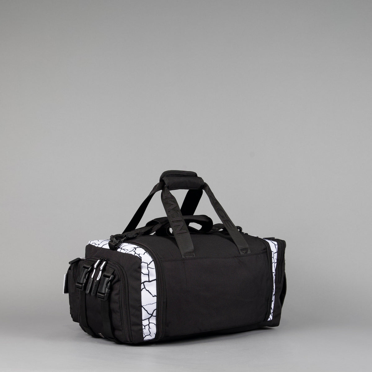 30L Perfect Duffle Bag Part 1: The Rise - Image 8