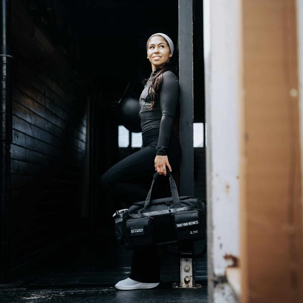 30L Perfect Duffle Bag Alpha Black - Image 4