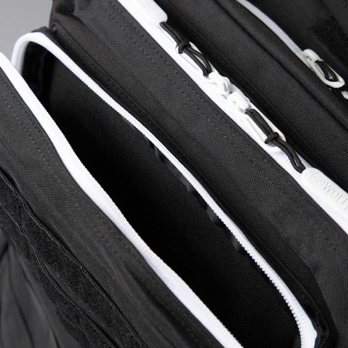 25L Backpack Power Slap Black - Image 27