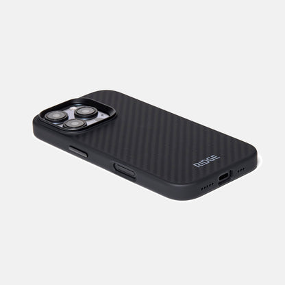 Everyday Phone Case - iPhone 16 Pro - Carbon - Image 4