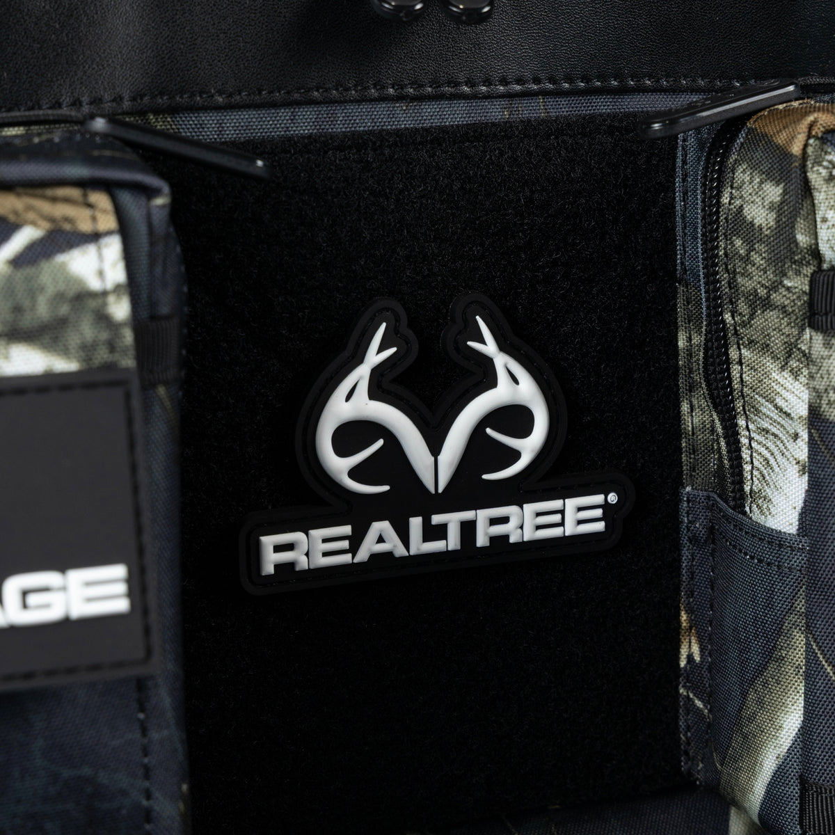 30L Perfect Duffle Bag Realtree Edge Black - Image 15