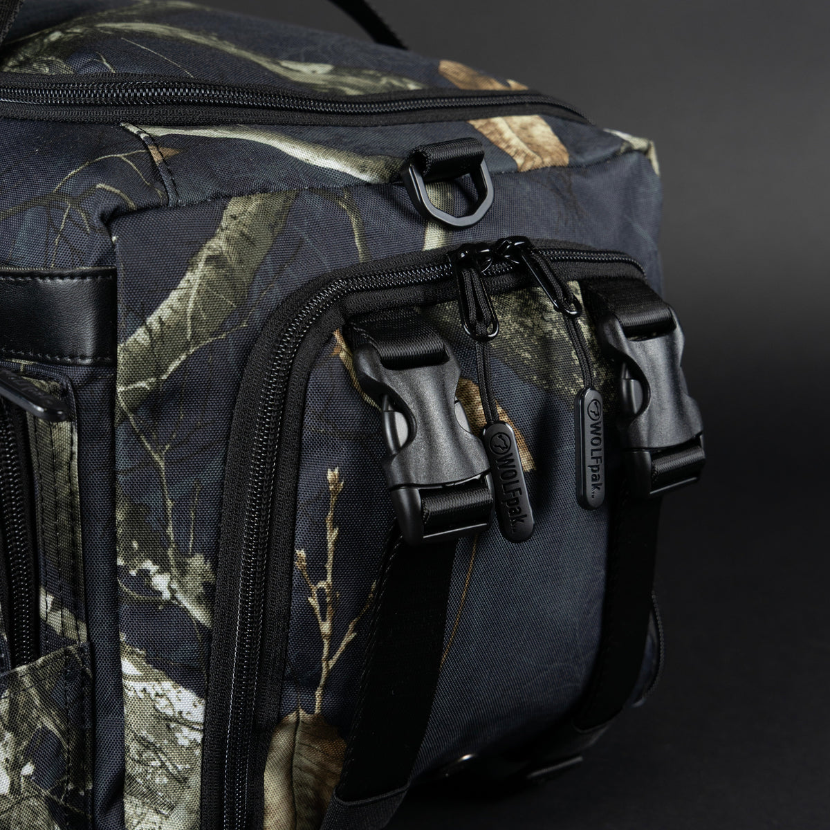 30L Perfect Duffle Bag Realtree Edge Black - Image 17