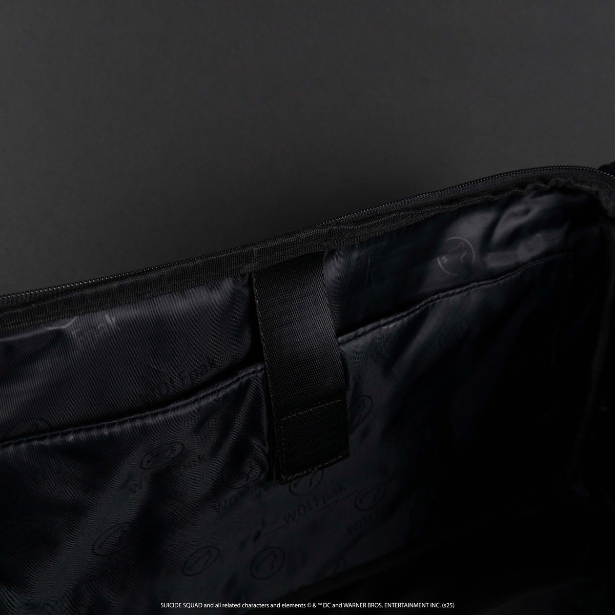 30L Perfect Duffle Bag Suicide Squad - Image 19