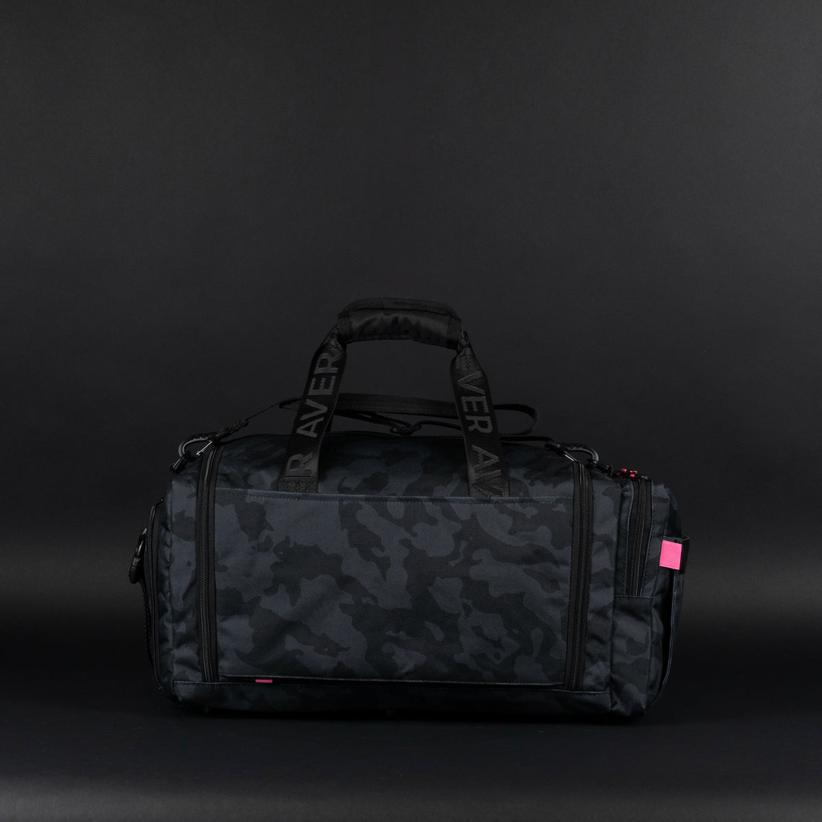 30L Perfect Duffle Bag Black Hearts - Image 10