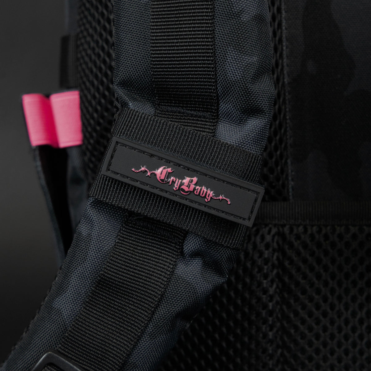 35L Backpack Black Hearts - Image 17