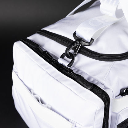 30L Perfect Duffle Bag Polar White - Image 11