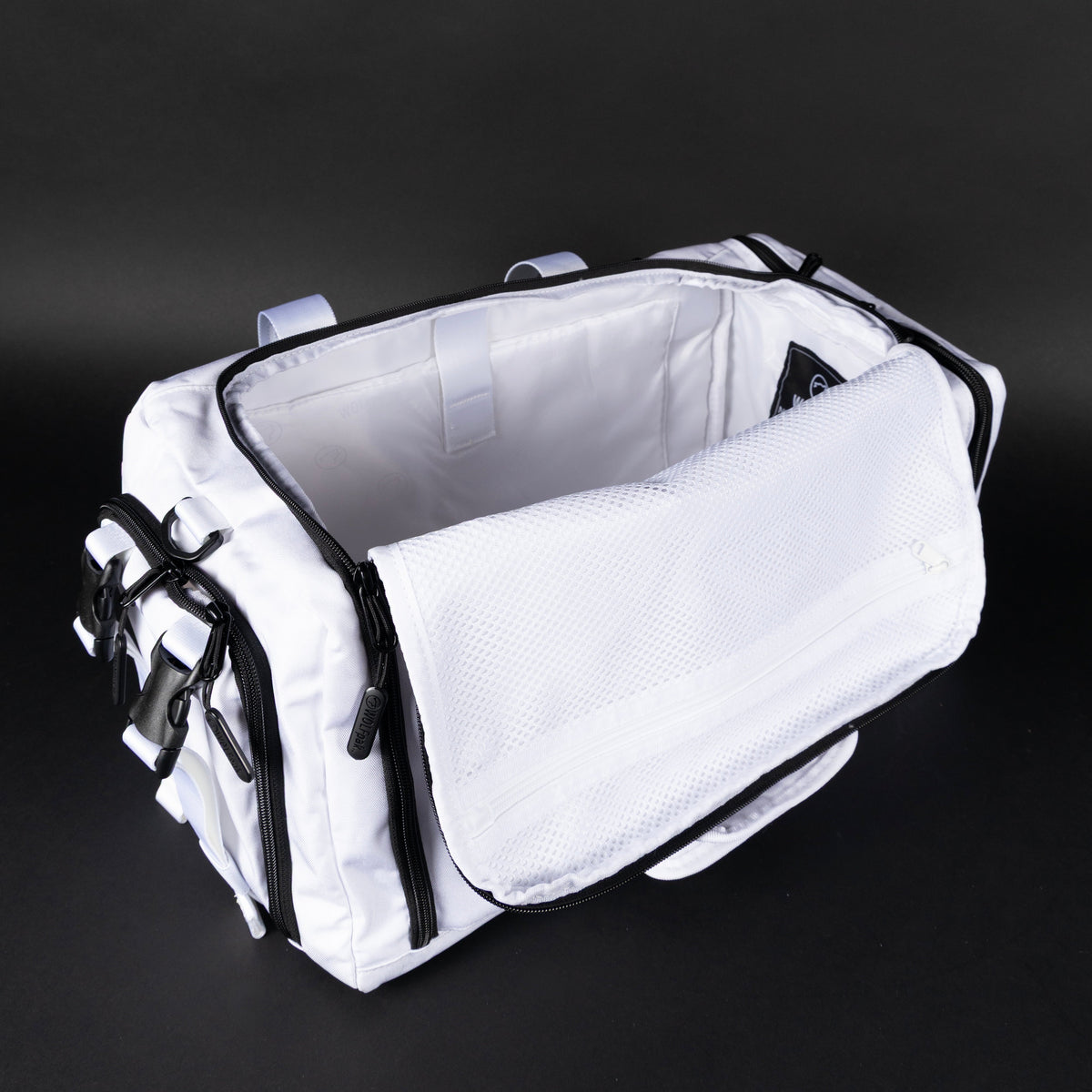 30L Perfect Duffle Bag Polar White - Image 16