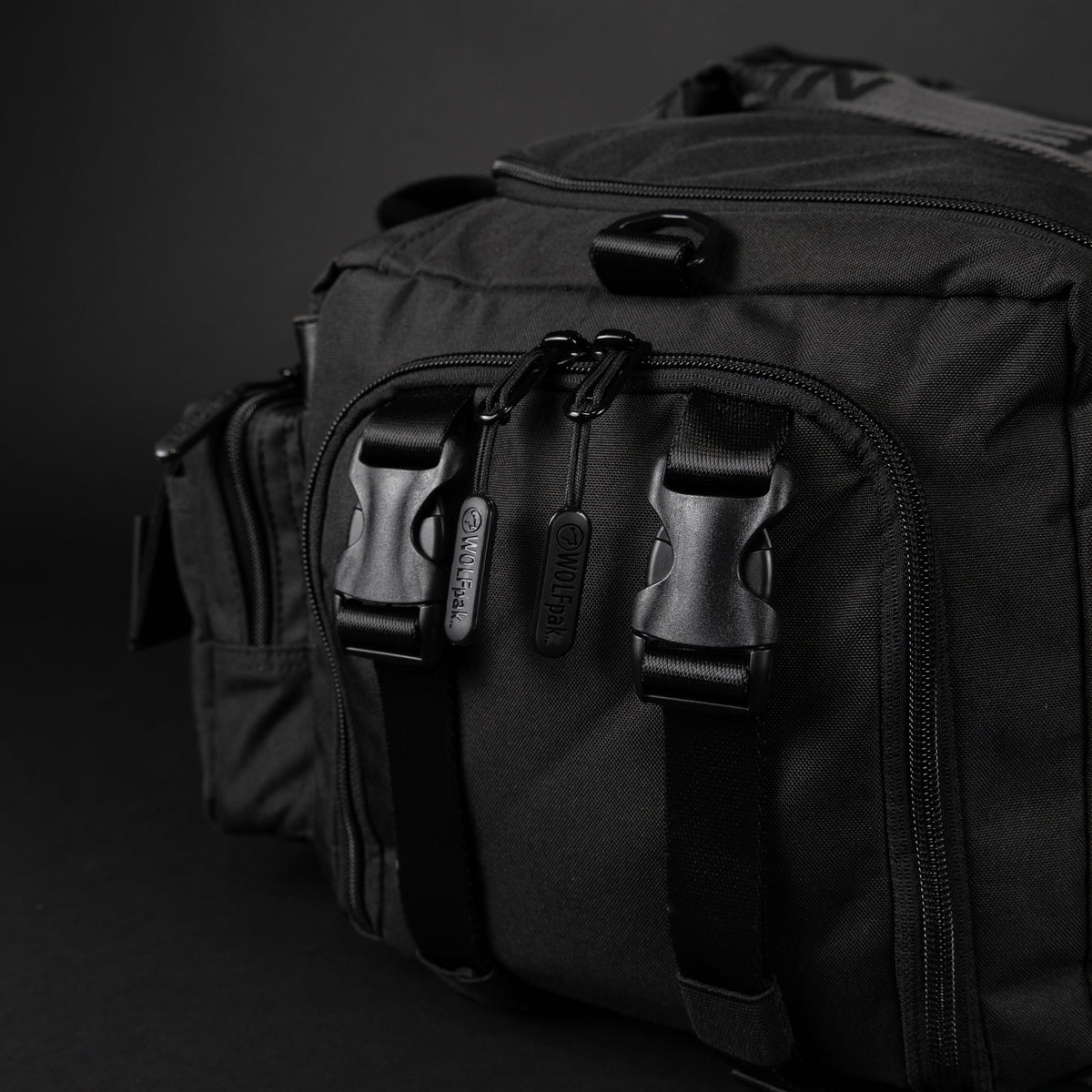 30L Perfect Meal Management Duffle Bag Alpha Black - Image 15