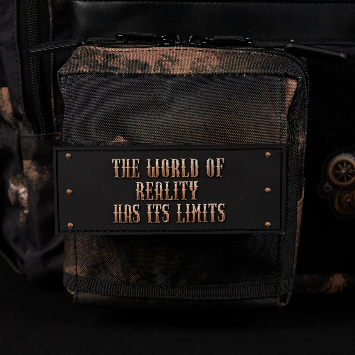 30L Perfect Duffle Bag Steampunk - Image 10