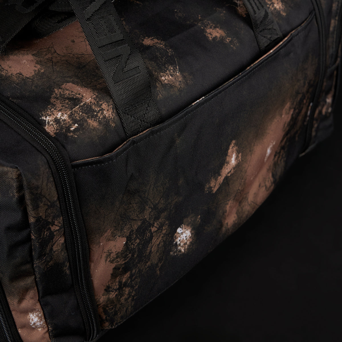 30L Perfect Duffle Bag Steampunk - Image 23