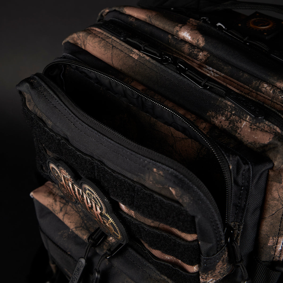 35L Backpack Steampunk - Image 23